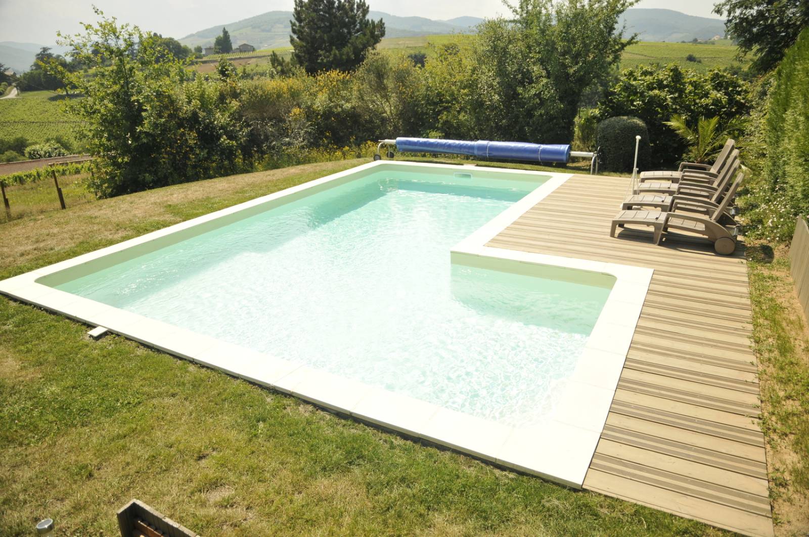 Pisciniste sur Dardilly réalise une piscine en L de 8m x 3,5m à Limonest