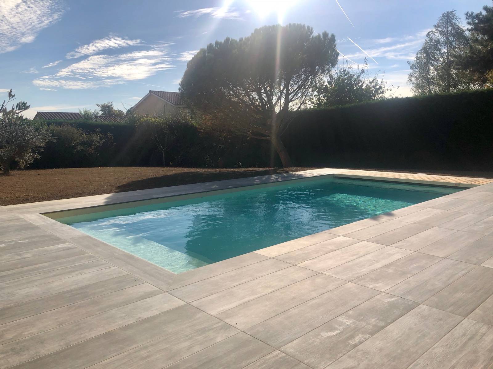 Création d’une Piscine rectangulaire de 6 m x 3 m situé à Jasseron