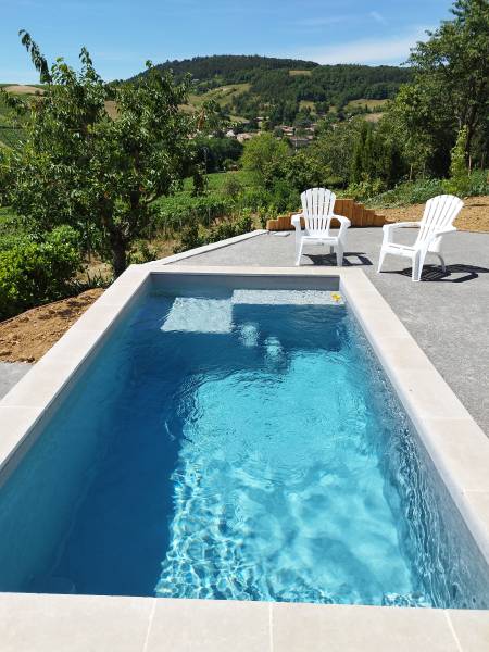 Installation d'une piscine rectangulaire de 6 m x 3 m à Clessé