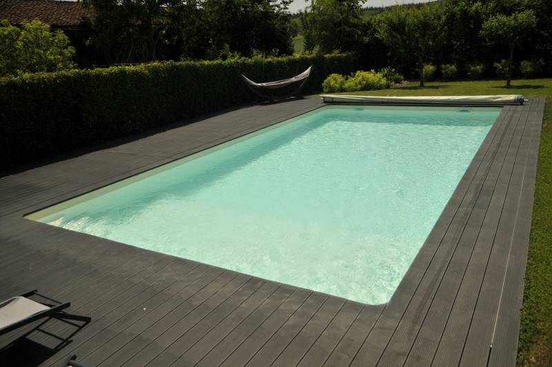 Pisciniste sur Lyon réalise une piscine  9m x 4,5m à Neyron