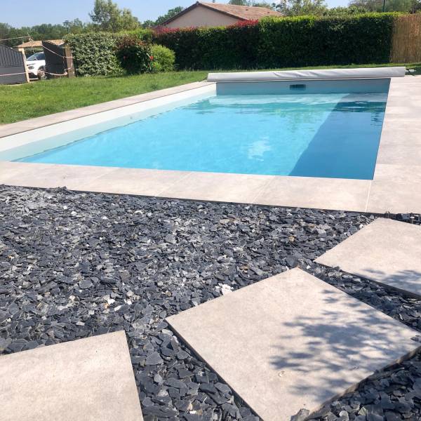 Pisciniste à Dardilly réalise une piscine rectangulaire de 8 m  x 3,5 m à Limonest, à proximité
