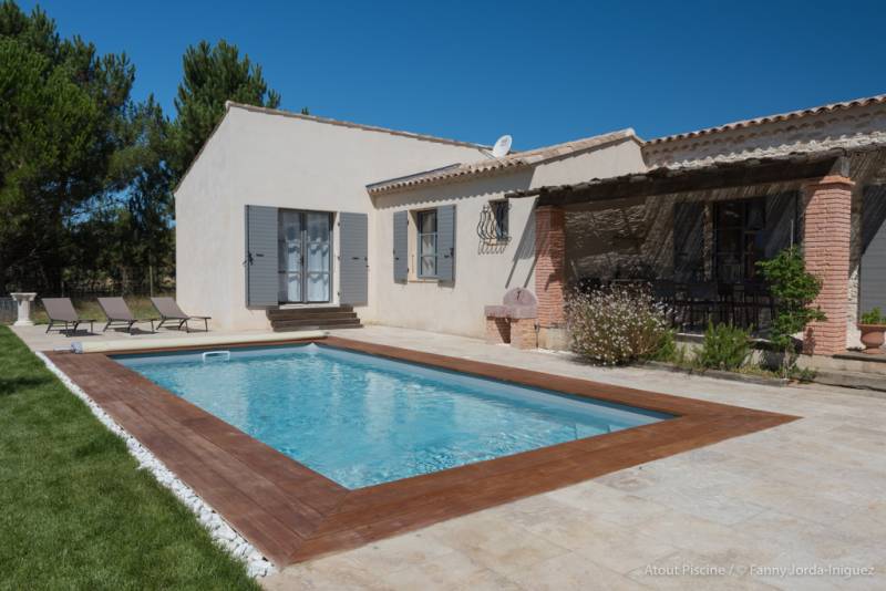 Réalisation d'une piscine rectangulaire de 6,5 m x 3 m située à Lissieu