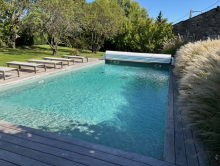 Réalisation d’une piscine rectangulaire 11 m x 5 m avec escalier intérieur sur toute la largeur à Saint-Albin